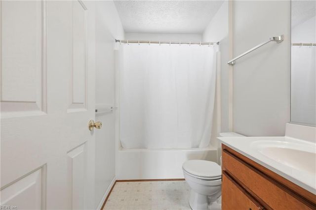 713 Princess CT, Newport News, VA 23608