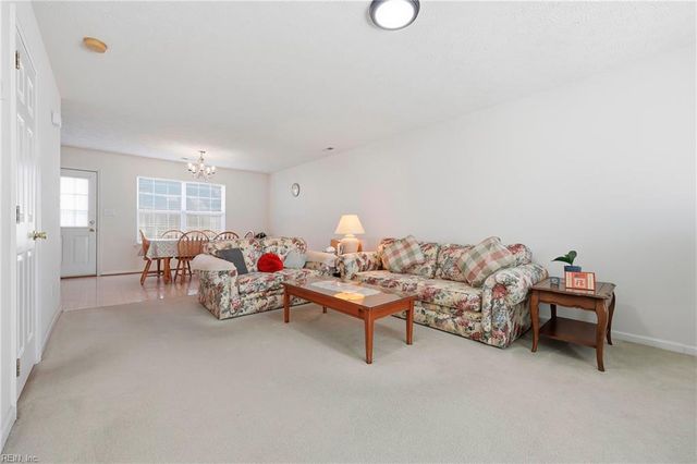 713 Princess CT, Newport News, VA 23608