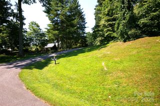 390 Sherwood Drive, Flat Rock, NC 28731