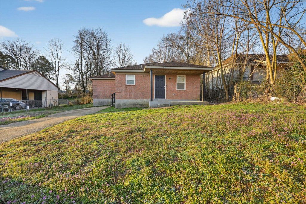 837 PITNEY LN, Memphis, TN 38127