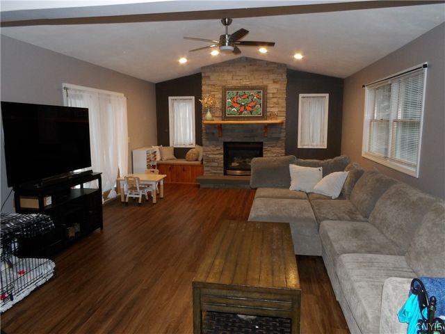 727 Bowling Green Road, Cortlandville, NY 13045