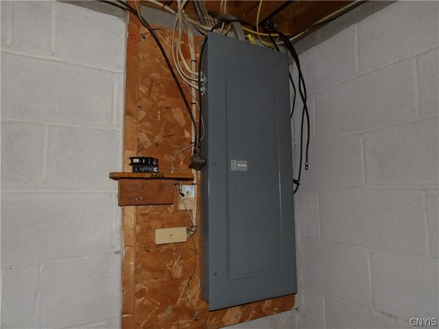 727 Bowling Green Road, Cortlandville, NY 13045