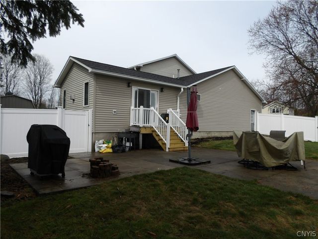 727 Bowling Green Road, Cortlandville, NY 13045