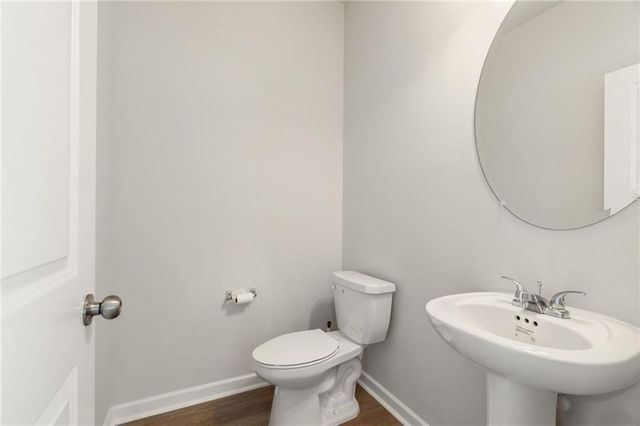 2568 Swan Lake Drive, Grayson, GA 30017