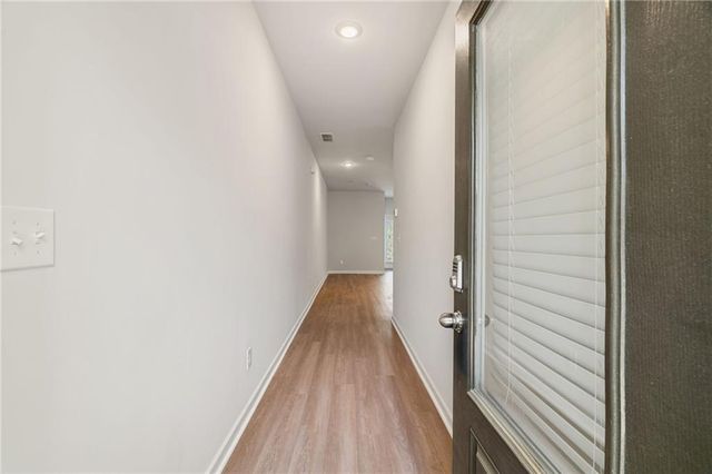 2568 Swan Lake Drive, Grayson, GA 30017