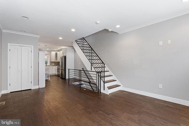 1831 MANTON ST, Philadelphia, PA 19146
