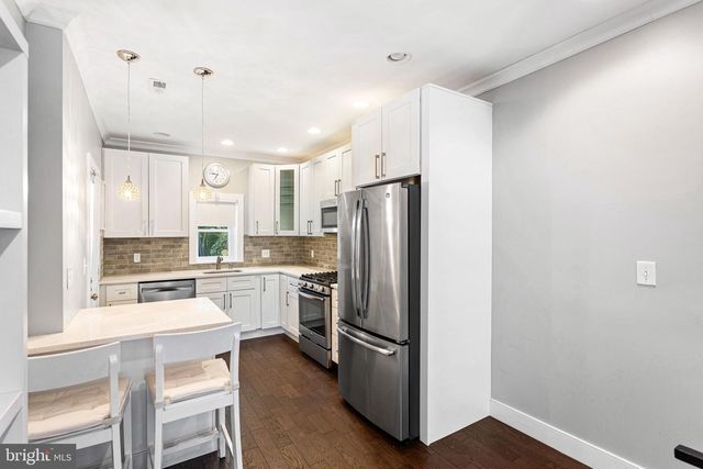 1831 MANTON ST, Philadelphia, PA 19146
