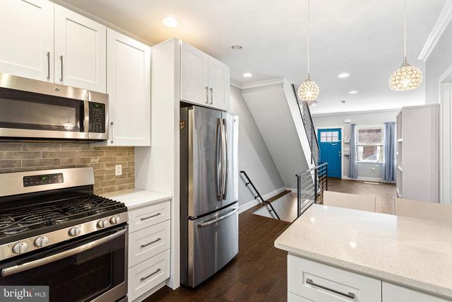 1831 MANTON ST, Philadelphia, PA 19146