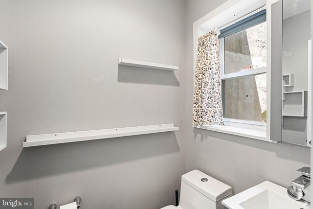 1831 MANTON ST, Philadelphia, PA 19146