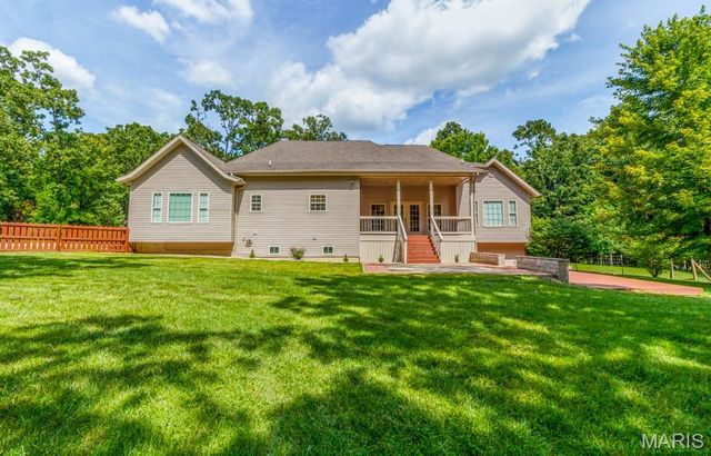 24473 REMINGTON Lane, Lebanon, MO 65536