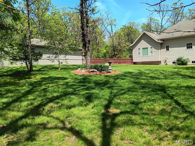 24473 REMINGTON Lane, Lebanon, MO 65536