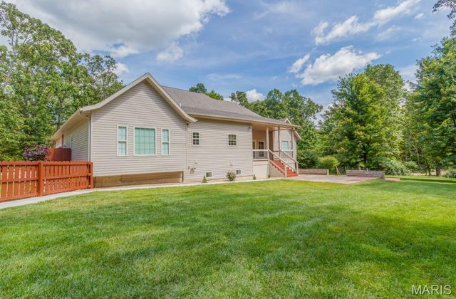 24473 REMINGTON Lane, Lebanon, MO 65536