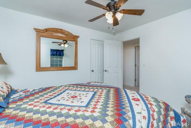 24473 REMINGTON Lane, Lebanon, MO 65536