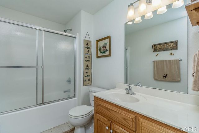 24473 REMINGTON Lane, Lebanon, MO 65536