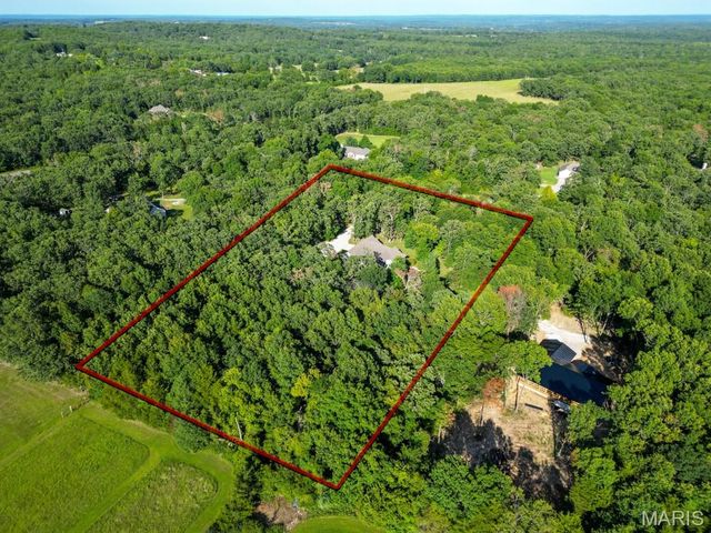 24473 REMINGTON Lane, Lebanon, MO 65536