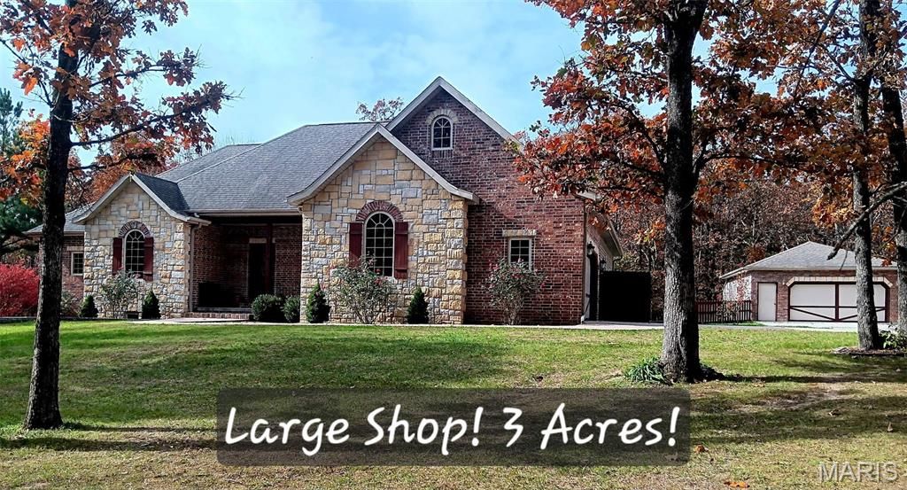 24473 REMINGTON Lane, Lebanon, MO 65536