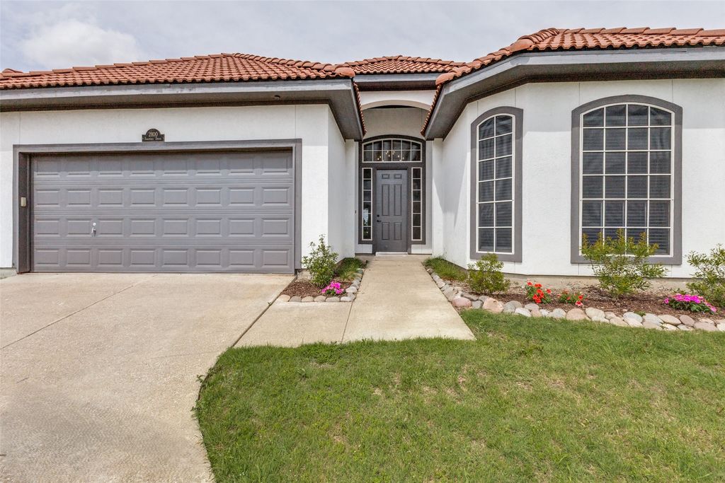 2800 Saratoga Drive, Rockwall, TX 75087