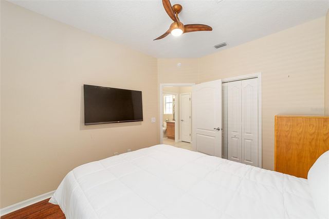 562 ALLENWOOD LOOP, The Villages, FL 32162