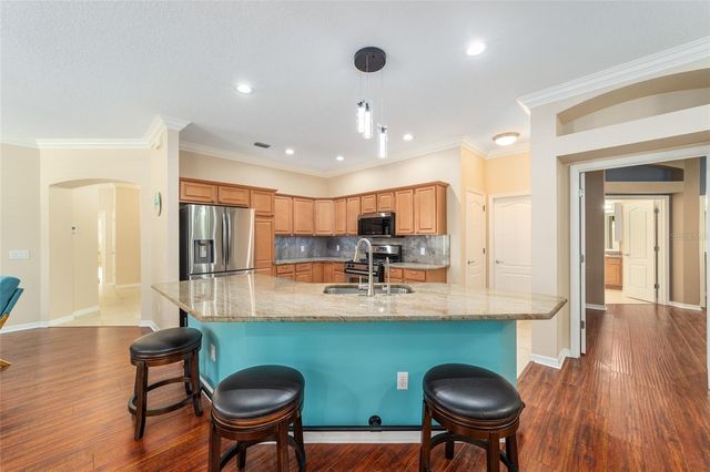 562 ALLENWOOD LOOP, The Villages, FL 32162