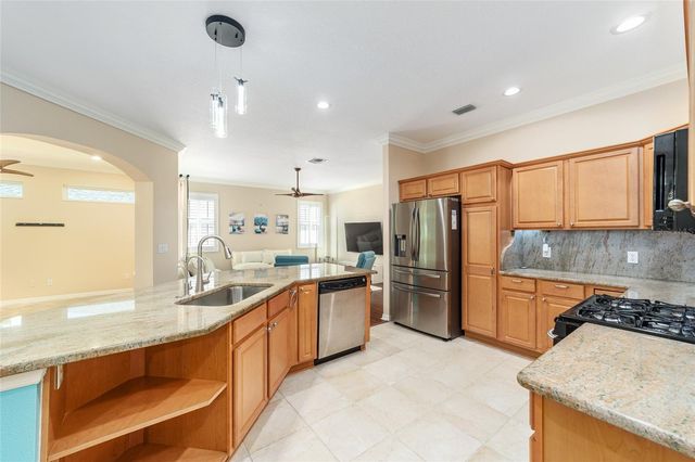 562 ALLENWOOD LOOP, The Villages, FL 32162