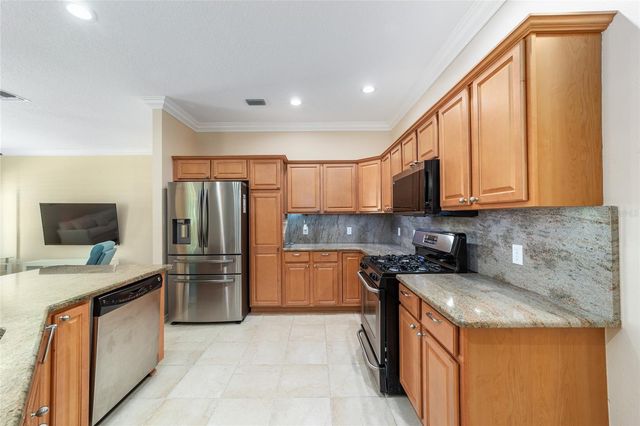 562 ALLENWOOD LOOP, The Villages, FL 32162