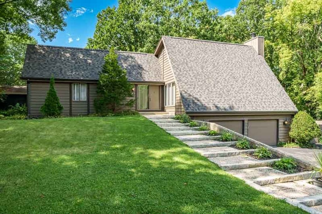 2252 Jonquil Place, Rockford, IL 61107