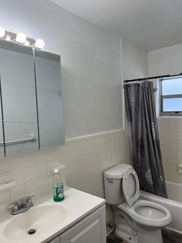 1439 NW 8th Ave 0, Fort Lauderdale, FL 33311