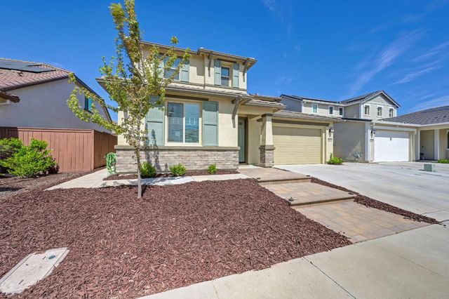 3137 Brandenburber Dr, Roseville, CA 95747