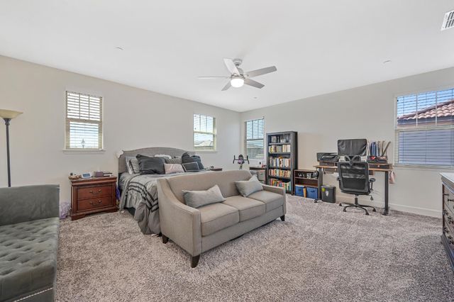 3137 Brandenburber Dr, Roseville, CA 95747