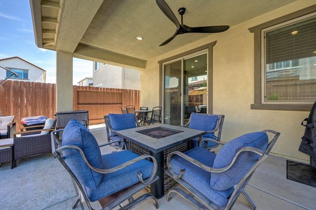 3137 Brandenburber Dr, Roseville, CA 95747