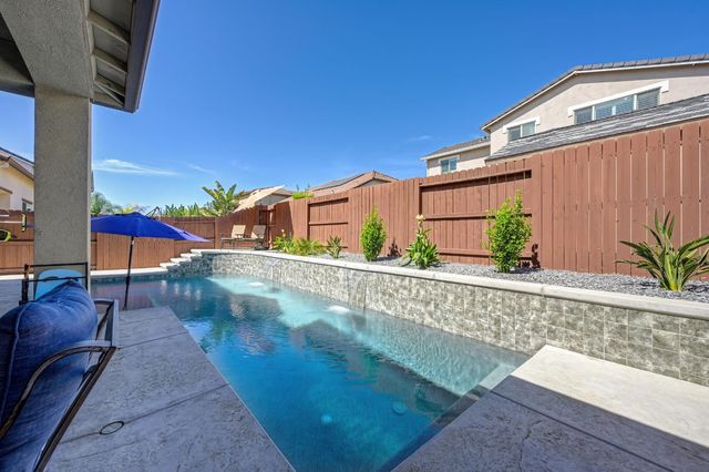 3137 Brandenburber Dr, Roseville, CA 95747