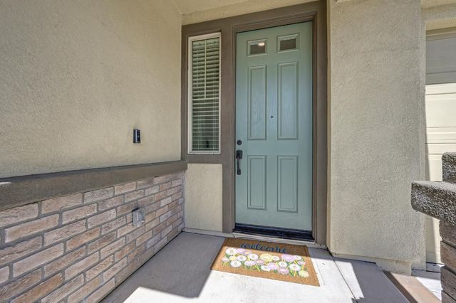 3137 Brandenburber Dr, Roseville, CA 95747