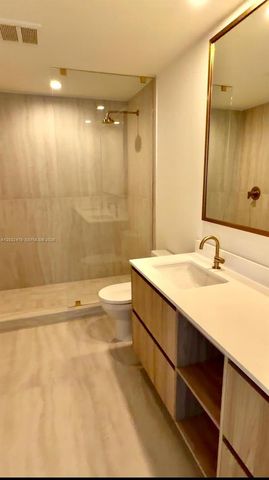 77 SE 5st 2306, Miami, FL 33131