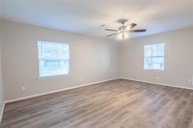 4817 Van Fleet Street, Houston, TX 77033