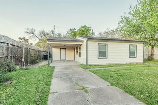 4817 Van Fleet Street, Houston, TX 77033