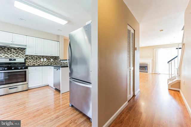 1903 PAWLET DR, Crofton, MD 21114