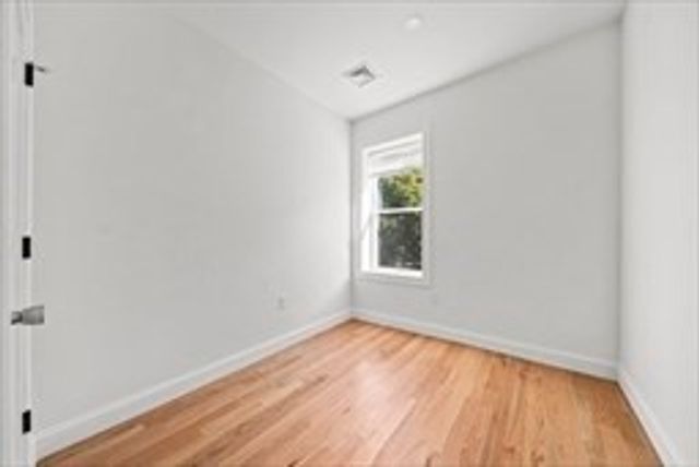 417 Commercial St 4, Weymouth, MA 02188