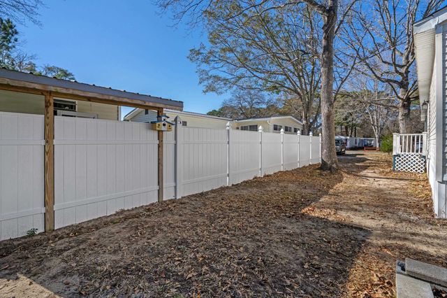 62 Crooked Island Circle, Murrells Inlet, SC 29576