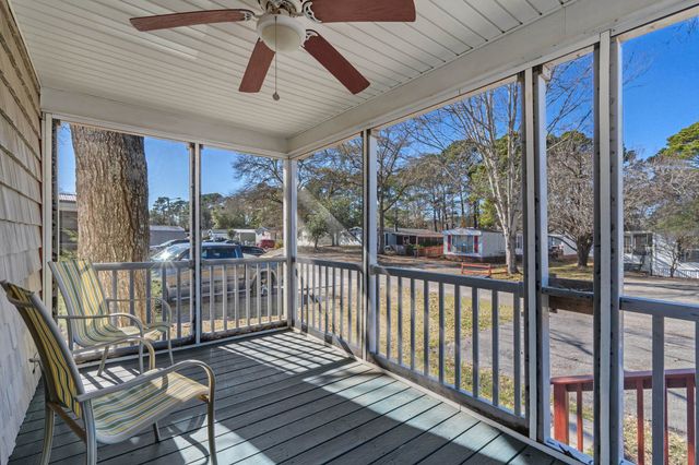 62 Crooked Island Circle, Murrells Inlet, SC 29576