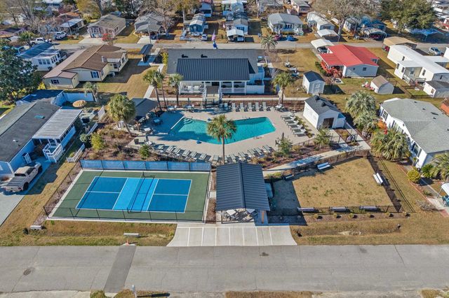 62 Crooked Island Circle, Murrells Inlet, SC 29576