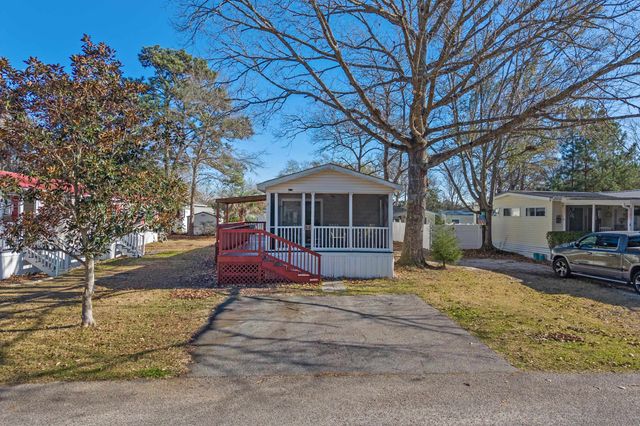 62 Crooked Island Circle, Murrells Inlet, SC 29576