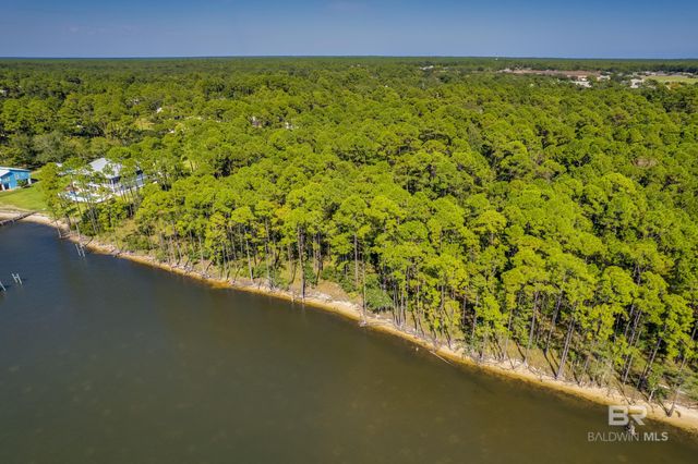 12600 Meadson Road, Pensacola, FL 32506