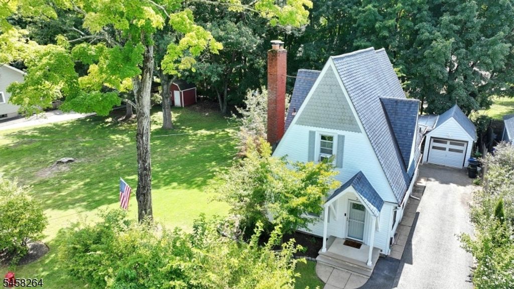 29 Silver Birch Ave, Oakland Boro, NJ 07436 — exterior