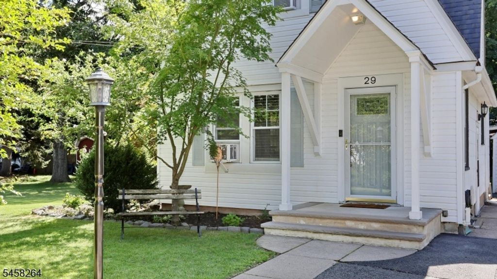 29 Silver Birch Ave, Oakland Boro, NJ 07436 — photo 3