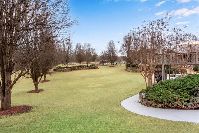 9010 Creek Hollow Court, Gainesville, GA 30506