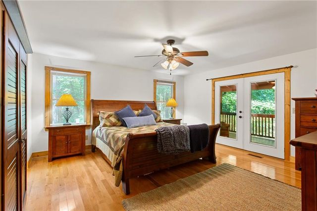 56 Robin Lake Drive, Ellijay, GA 30540