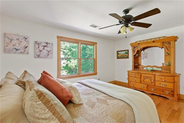 56 Robin Lake Drive, Ellijay, GA 30540