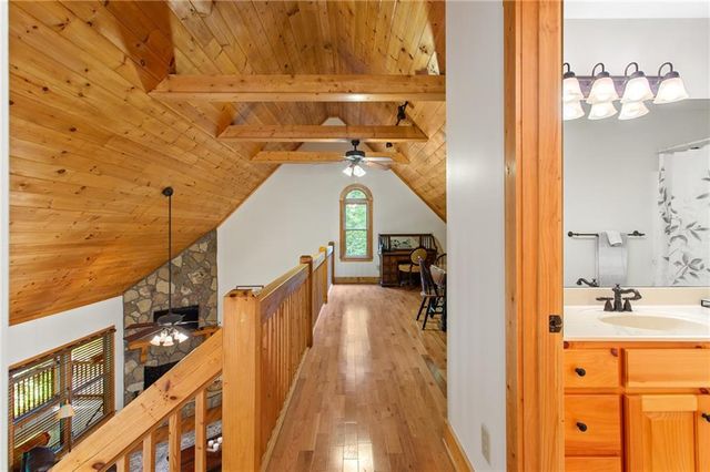 56 Robin Lake Drive, Ellijay, GA 30540
