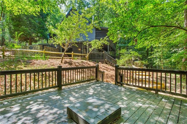 56 Robin Lake Drive, Ellijay, GA 30540