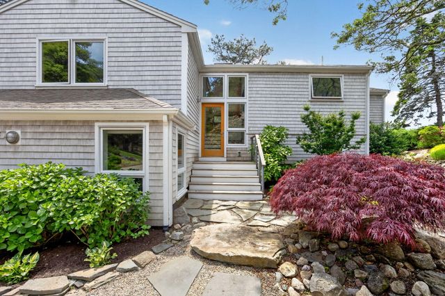 25 High Point Drive, Brewster, MA 02631
